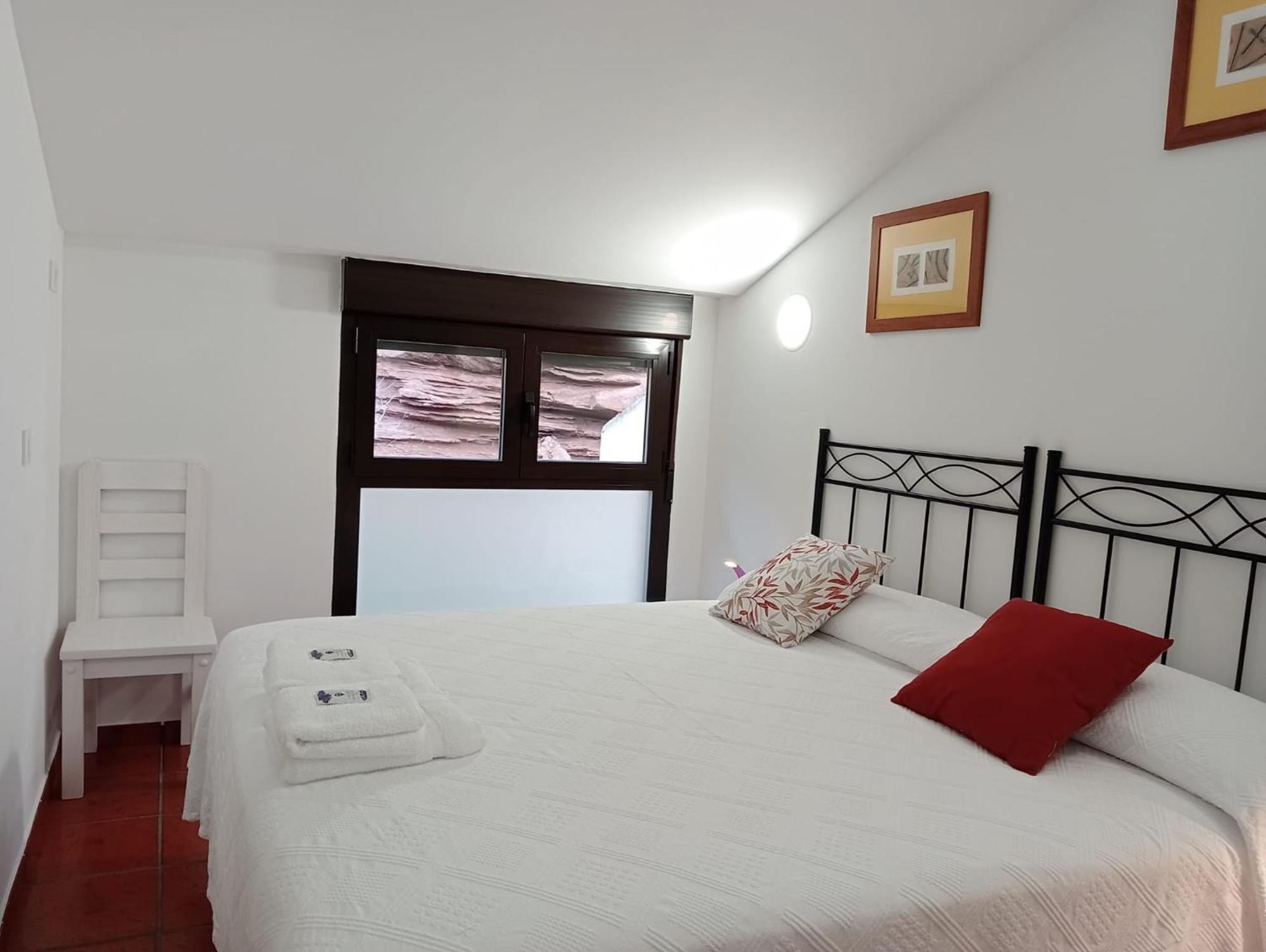 Apartamentos La Piedra En Pleno Centro Historico Con Dos Dormitorios Y Dos Banos Nájera Exteriér fotografie