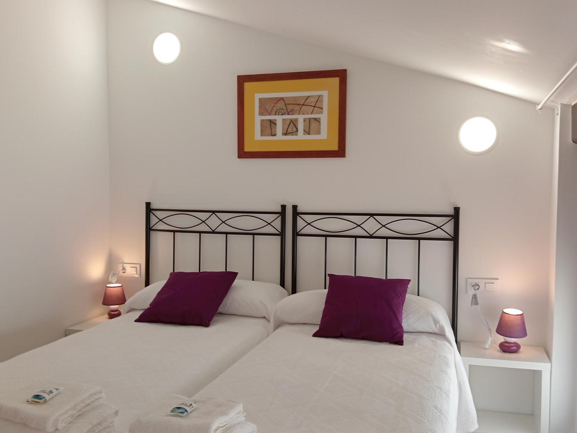 Apartamentos La Piedra En Pleno Centro Historico Con Dos Dormitorios Y Dos Banos Nájera Exteriér fotografie