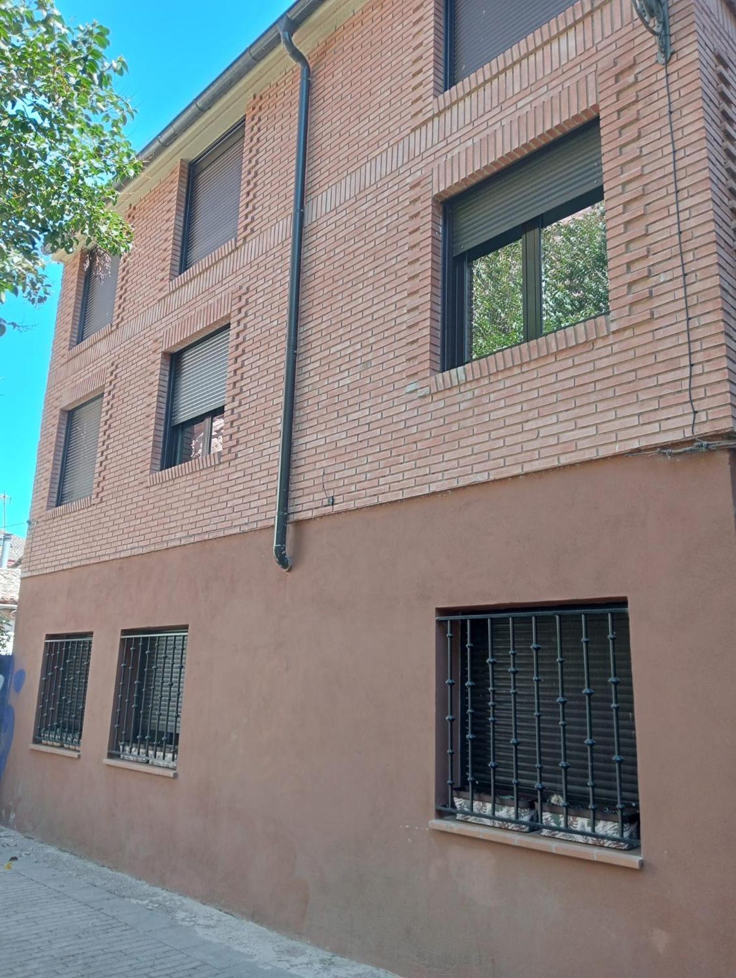 Apartamentos La Piedra En Pleno Centro Historico Con Dos Dormitorios Y Dos Banos Nájera Exteriér fotografie