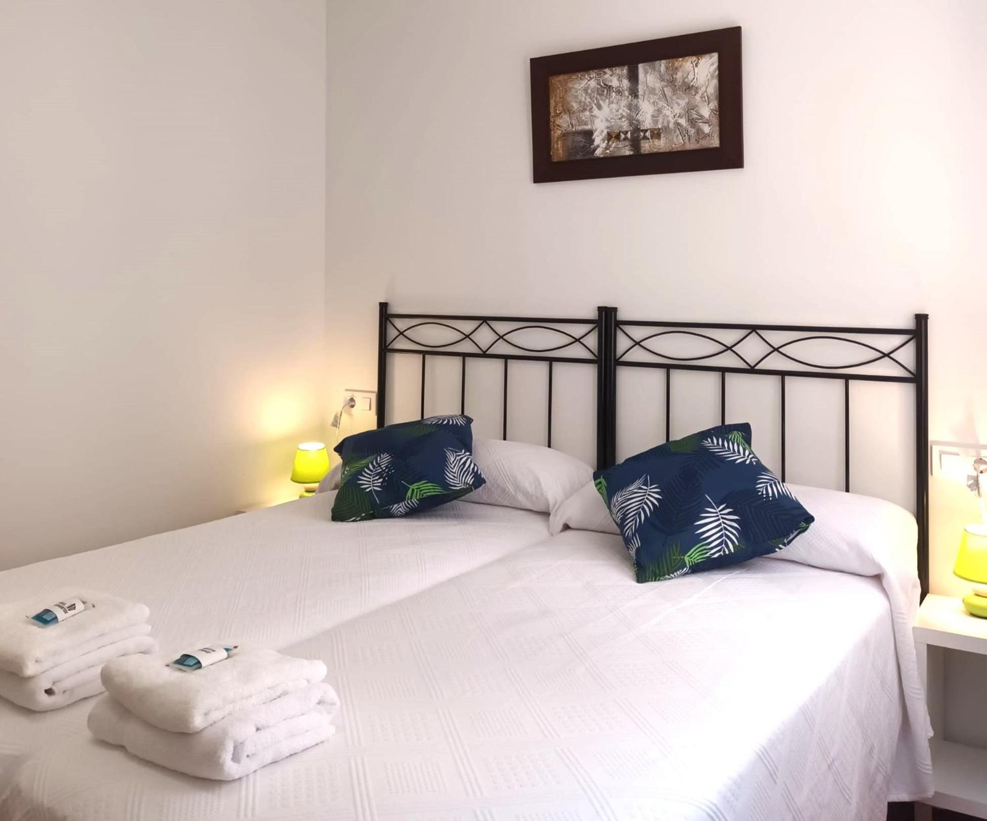 Apartamentos La Piedra En Pleno Centro Historico Con Dos Dormitorios Y Dos Banos Nájera Exteriér fotografie